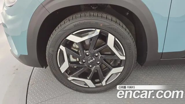 Kia Seltos — Фото автомобиля 5