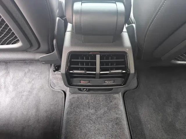 Audi Q3 — Фото автомобиля 8