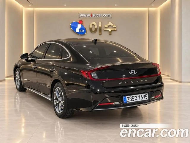 Hyundai Sonata — Фото автомобиля 4