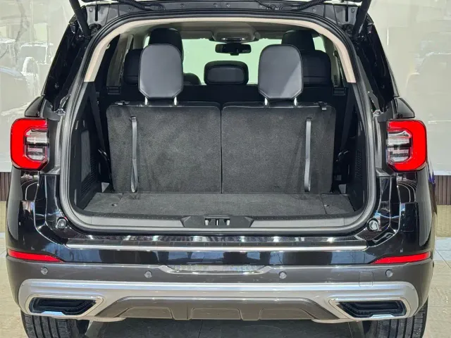 Ford Explorer — Фото автомобиля 23