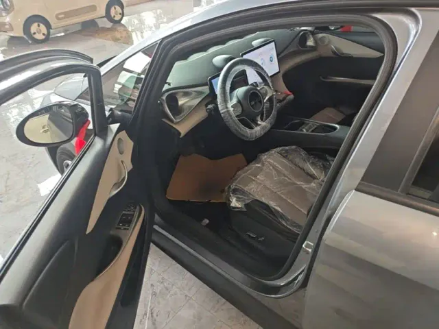 BYD Dolphin — Фото автомобиля 15