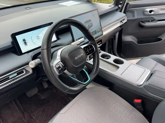 GAC Aion Y — Фото автомобиля 13