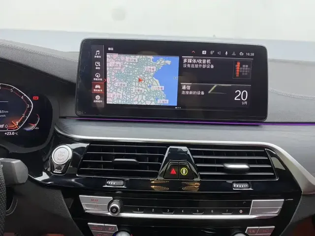 BMW 5 Series — Фото автомобиля 21