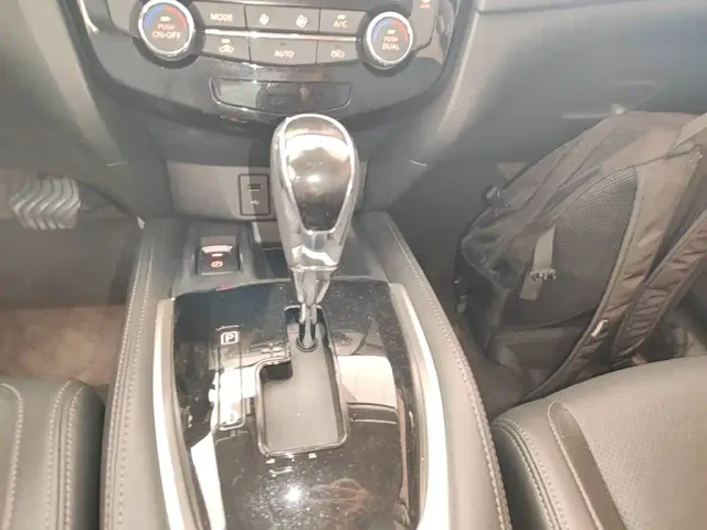 Nissan X-Trail — Фото автомобиля 13
