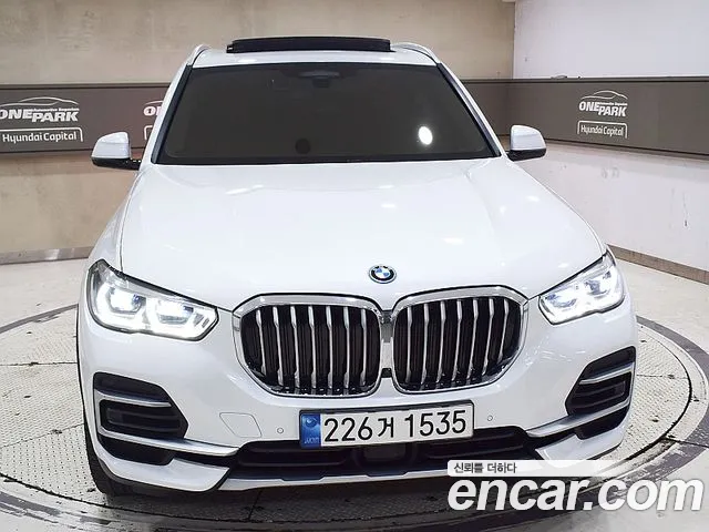 BMW X5 — Фото автомобиля 2