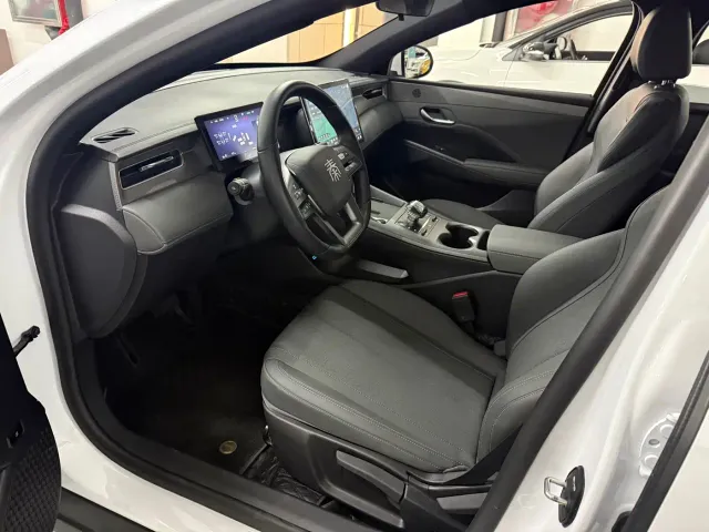 BYD Qin PLUS — Фото автомобиля 7