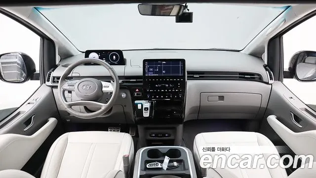 Hyundai Staria — Фото автомобиля 12