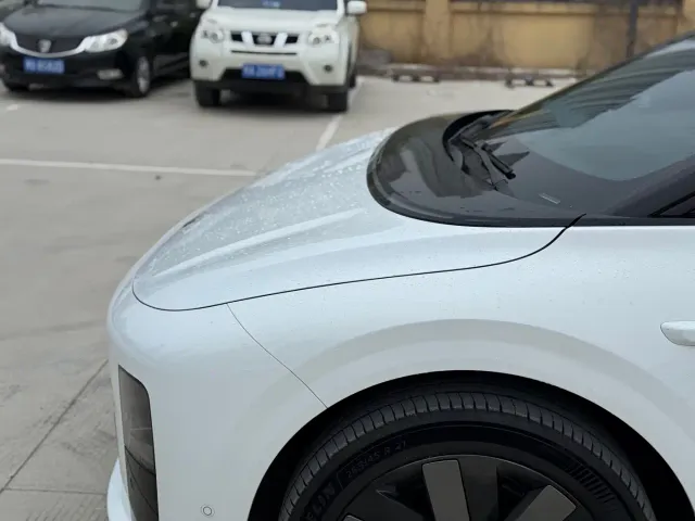 Li Auto i6 — Фото автомобиля 11