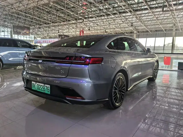 BYD Han — Фото автомобиля 9