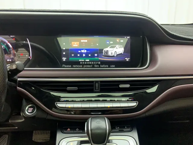 GAC Trumpchi M6 — Фото автомобиля 16