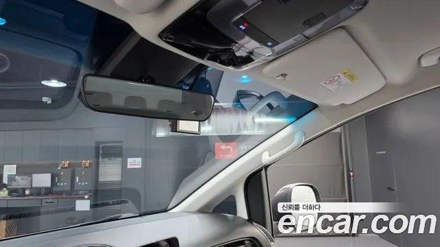 Hyundai Staria — Фото автомобиля 30