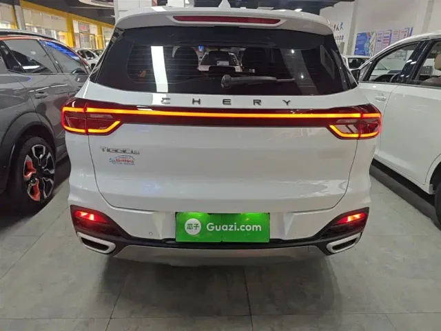 Chery Tiggo 8 — Фото автомобиля 5