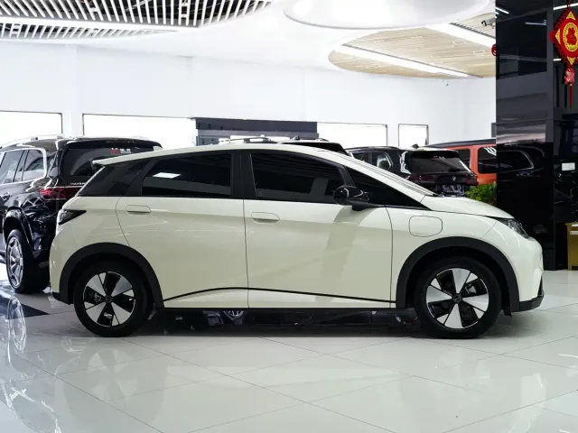 BYD Dolphin — Фото автомобиля 3
