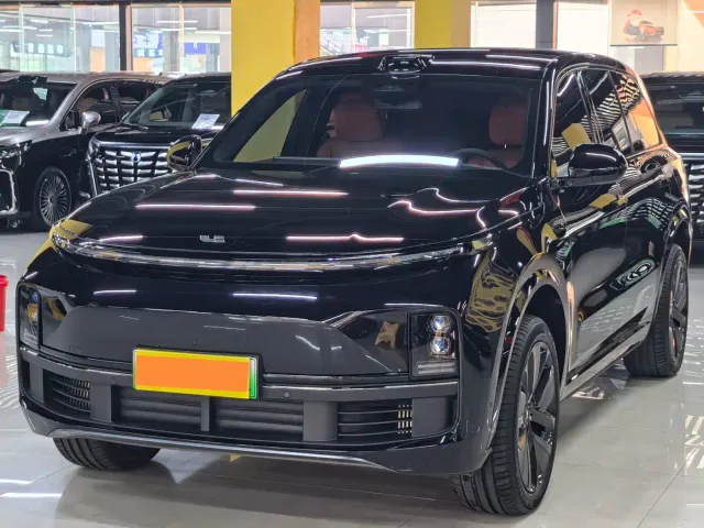Фотография автомобиля — Li Auto L9