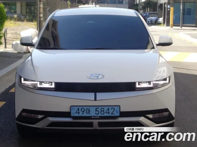 Hyundai Ioniq 5 — Фото автомобиля 2