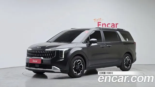 Фотография автомобиля — Kia Carnival