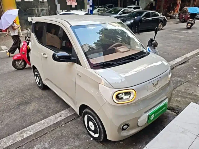 Wuling Hongguang Mini EV — Фото автомобиля 21
