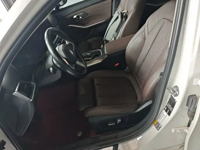 BMW i3 — Фото автомобиля 14