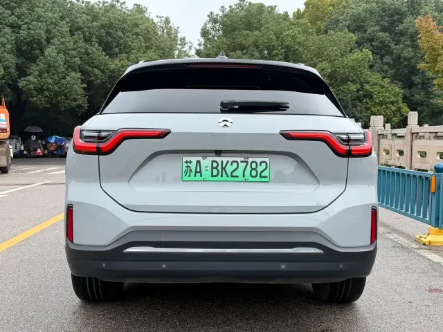 Nio ES6 — Фото автомобиля 20