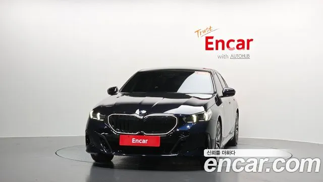 BMW 5-Series 5 серия (G60) 523d M Sport — Фото автомобиля 3