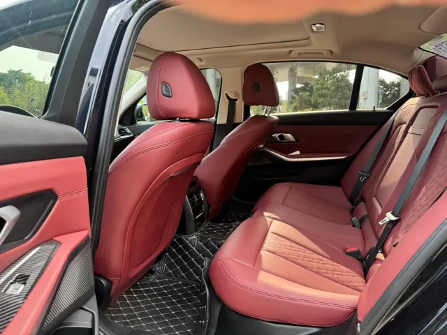 BMW 3 Series — Фото автомобиля 5