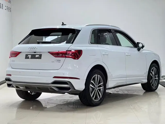 Audi Q3 — Фото автомобиля 6