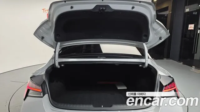 Hyundai Avante CN7 — Фото автомобиля 26