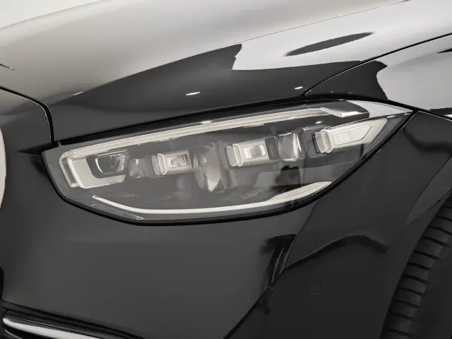 Mercedes-Benz S-Class — Фото автомобиля 9