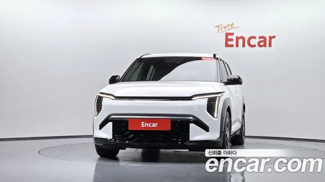 Kia EV3 — Фото автомобиля 3