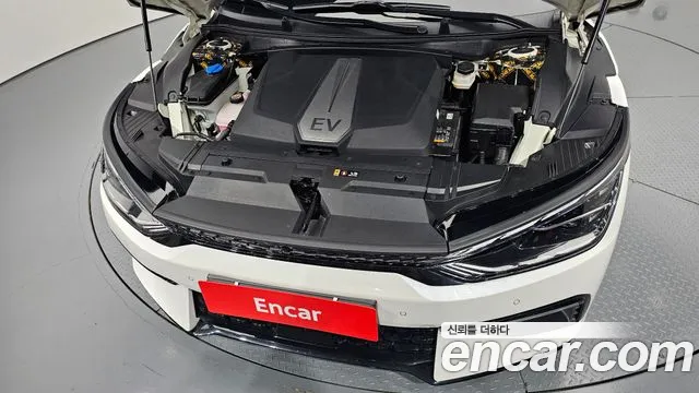 Kia EV6 — Фото автомобиля 6