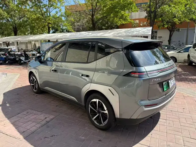 GAC Aion Y — Фото автомобиля 9