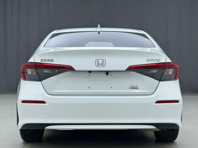 Honda Civic — Фото автомобиля 5