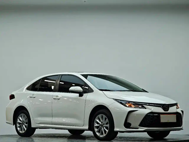Toyota Corolla — Фото автомобиля 3