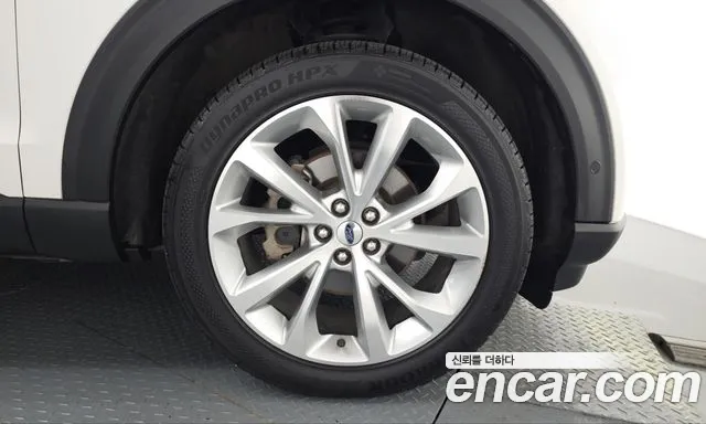 Ford Explorer — Фото автомобиля 6