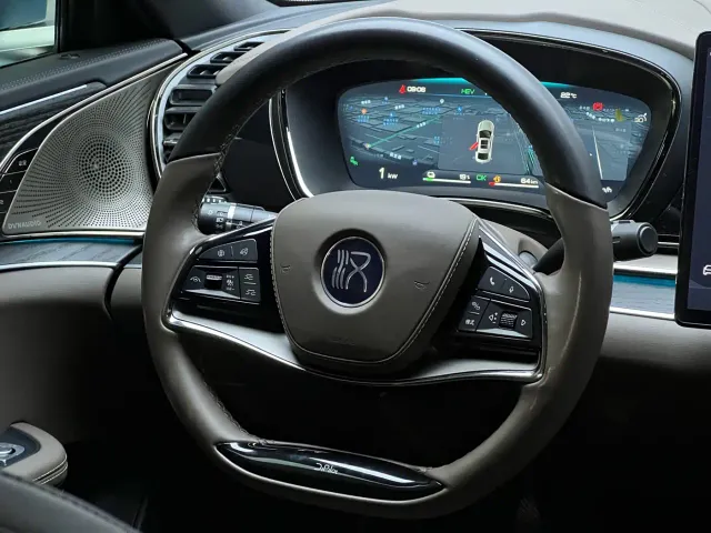 BYD Han — Фото автомобиля 8