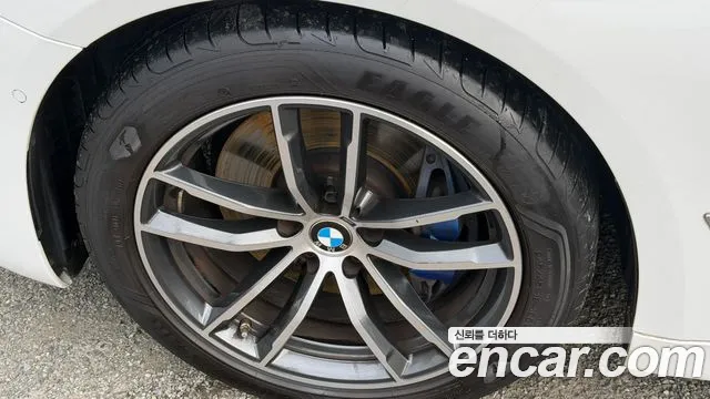BMW 5-Series — Фото автомобиля 5