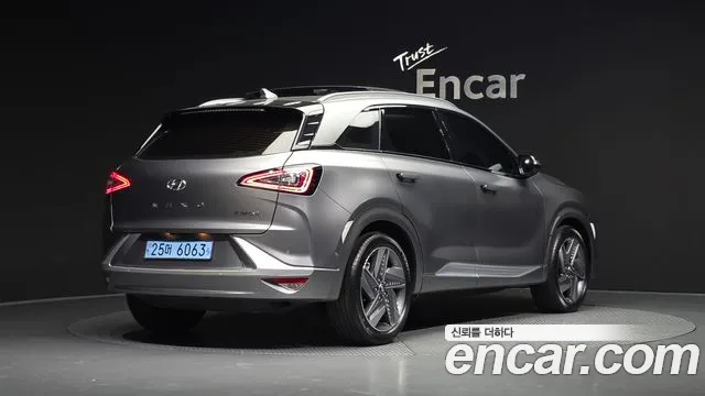 Hyundai Nexo — Фото автомобиля 2