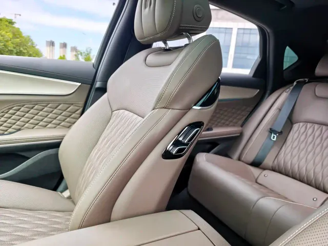 BYD Han — Фото автомобиля 10