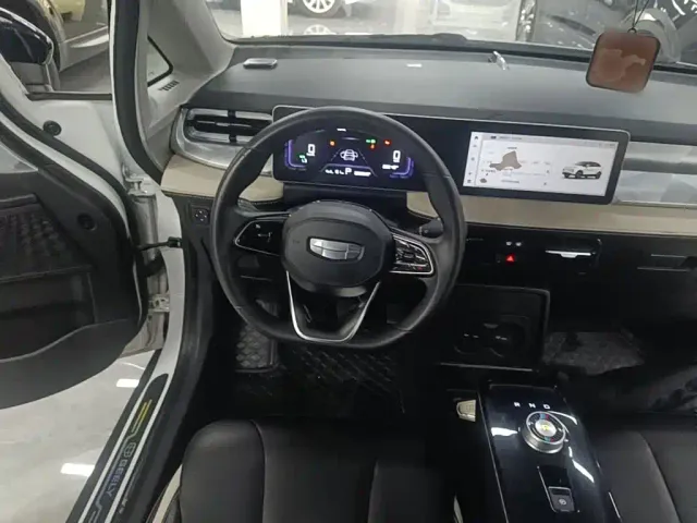 Geely Geometry E Firefly — Фото автомобиля 10