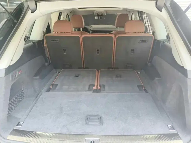 Audi Q7 — Фото автомобиля 5