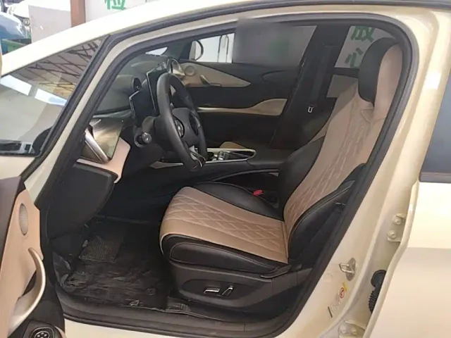 BYD Dolphin — Фото автомобиля 14