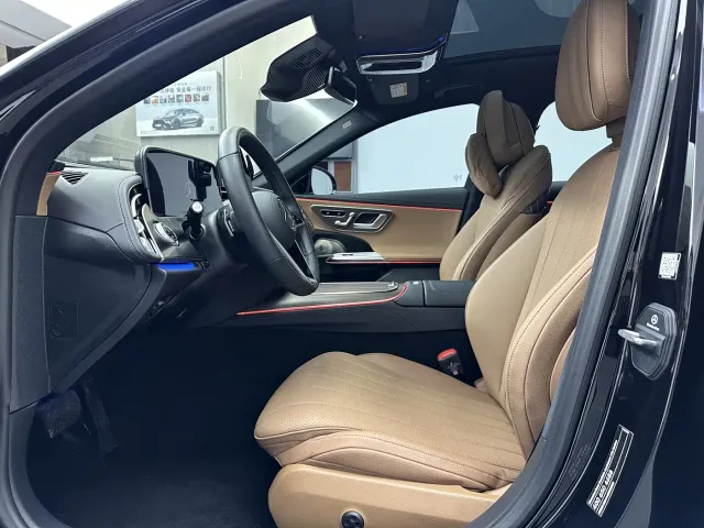 Mercedes-Benz E-Class — Фото автомобиля 7