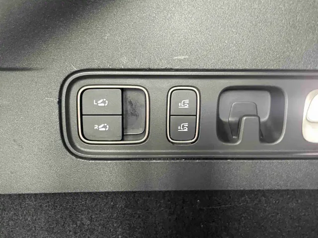 Li Auto i6 — Фото автомобиля 19