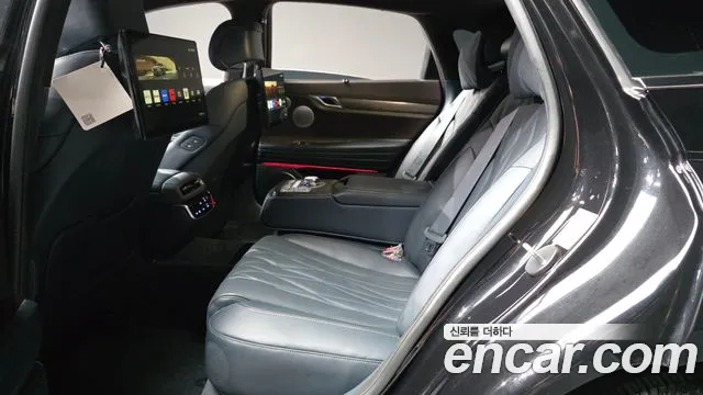 Genesis G80 Бензин 3.5 турбо AWD — Фото автомобиля 12