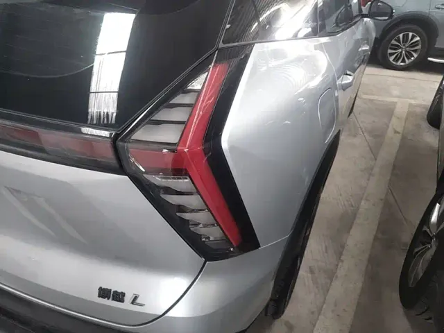 Geely Boyue L — Фото автомобиля 7