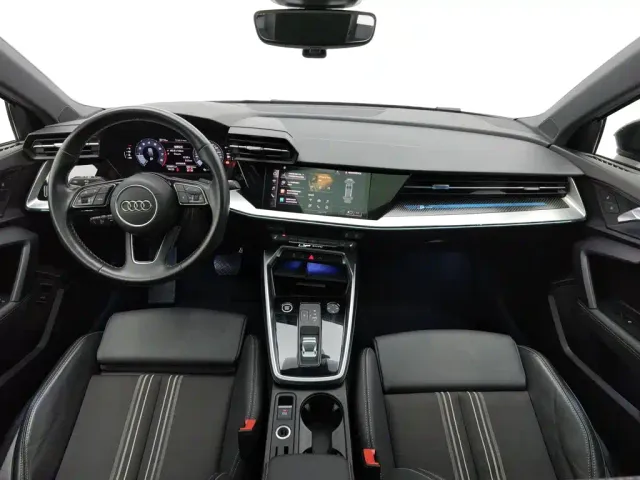 Audi A3 — Фото автомобиля 5