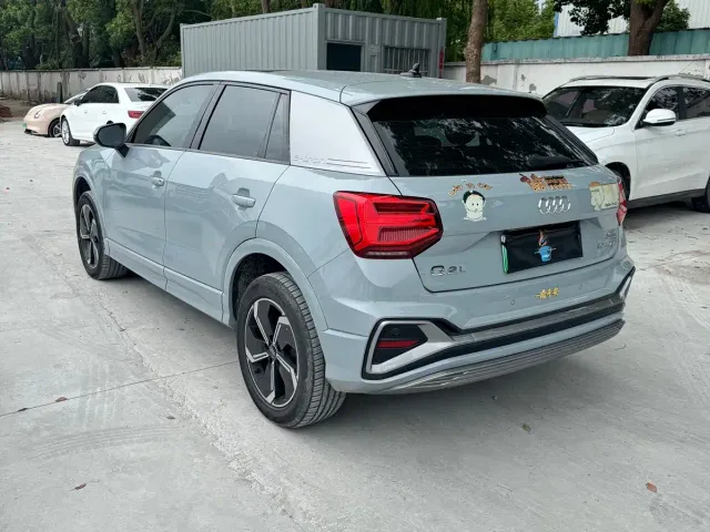 Audi Q2L e-tron — Фото автомобиля 16