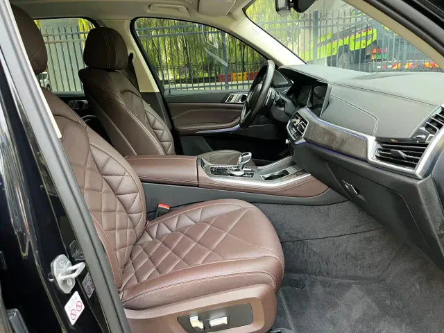 BMW X5 — Фото автомобиля 11
