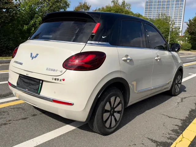 Wuling Bingo — Фото автомобиля 13