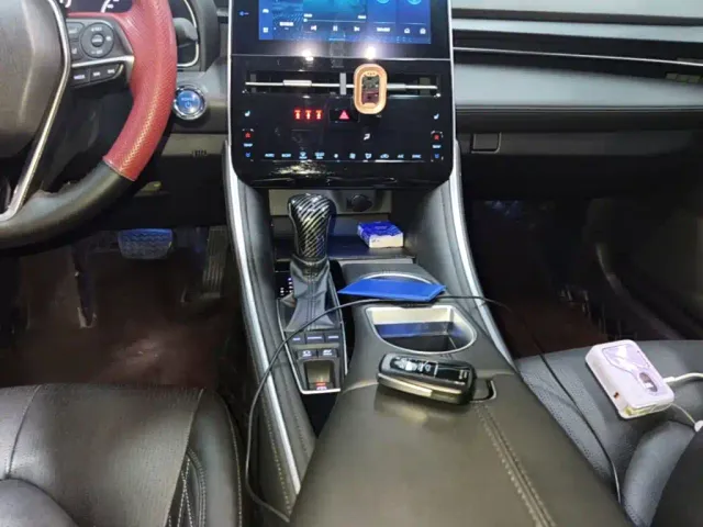 Toyota Avalon — Фото автомобиля 13